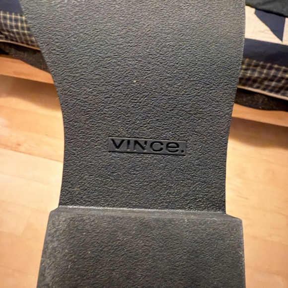 Vince Chelsea Boot - Picture 7 of 7